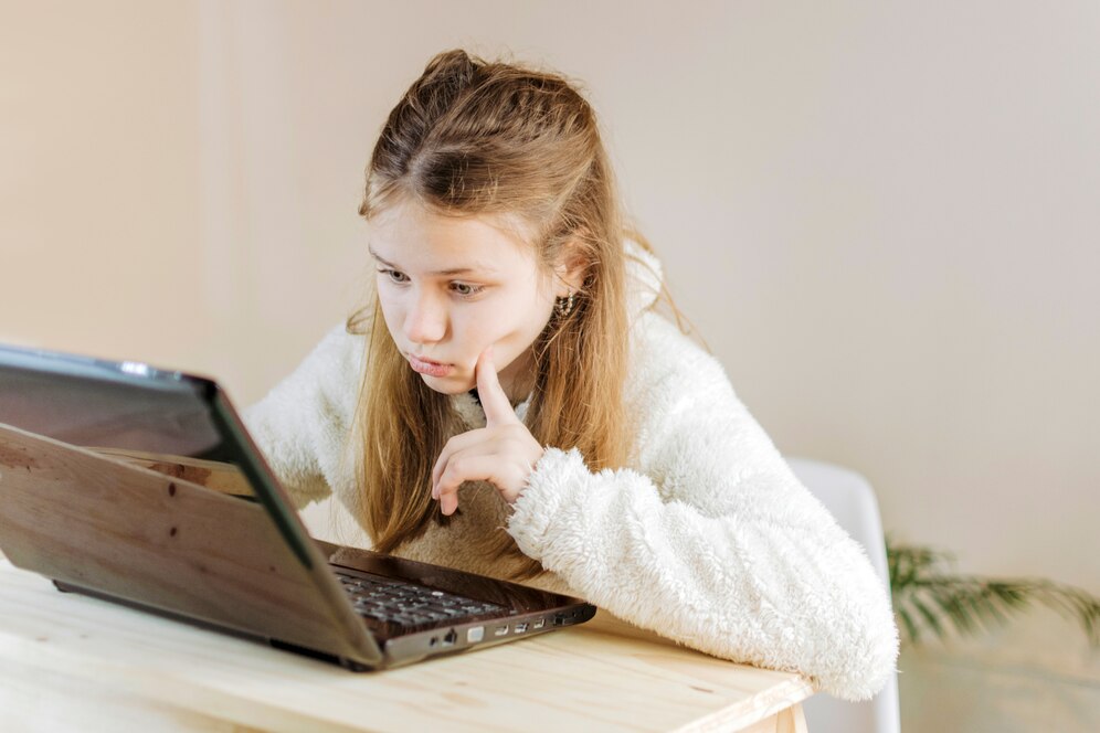 L’ergothérapeute peut faire des préconisations matérielles pour les enfants DYS, comme l’utilisation de l’ordinateur.