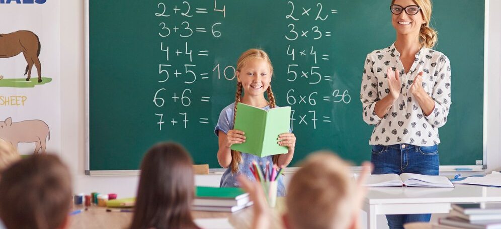 Devenir professeur des écoles en étant multi-dys, c’est possible !